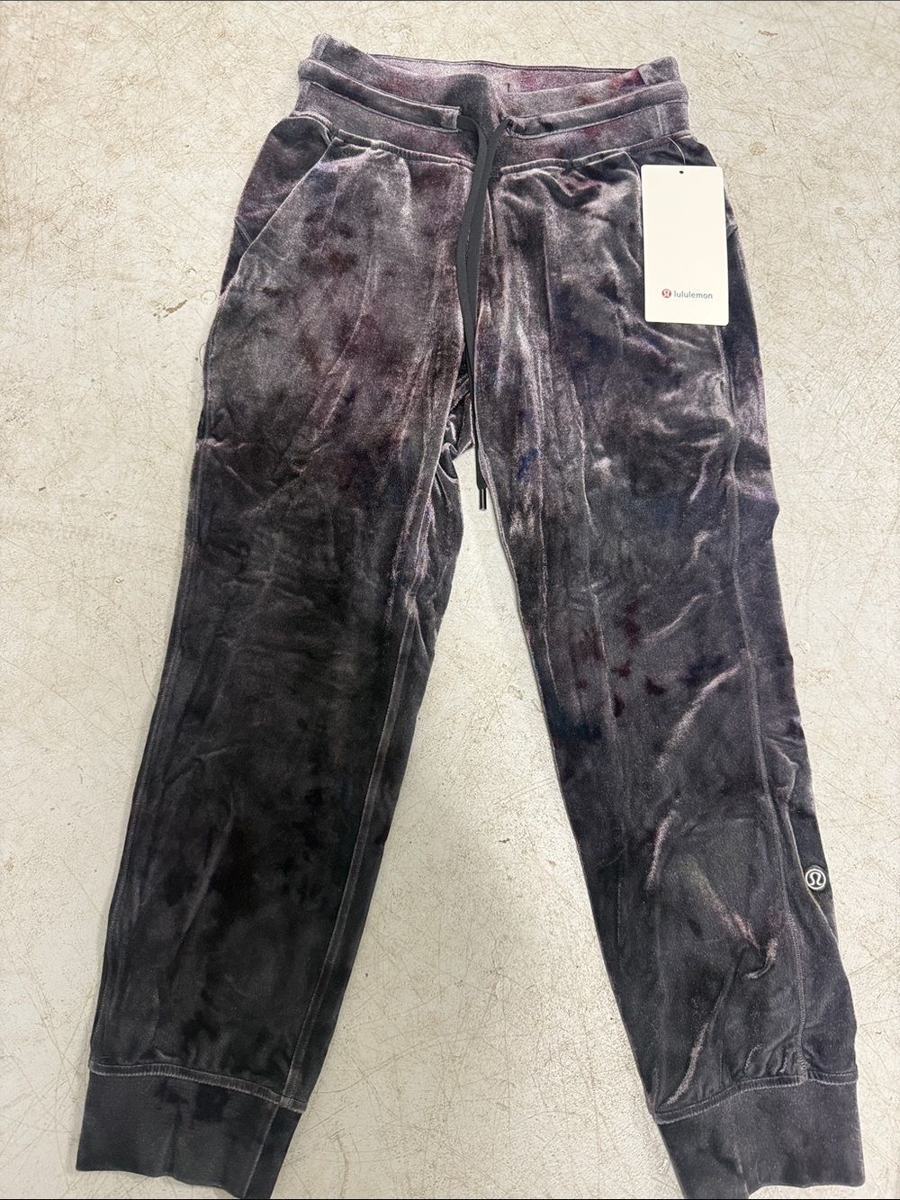 lululemon athletica Size 2 - NWT - Velvet Joggers in Dark Charcoal Purple - NEW